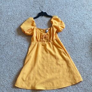 h&m yellow dress! size yellow